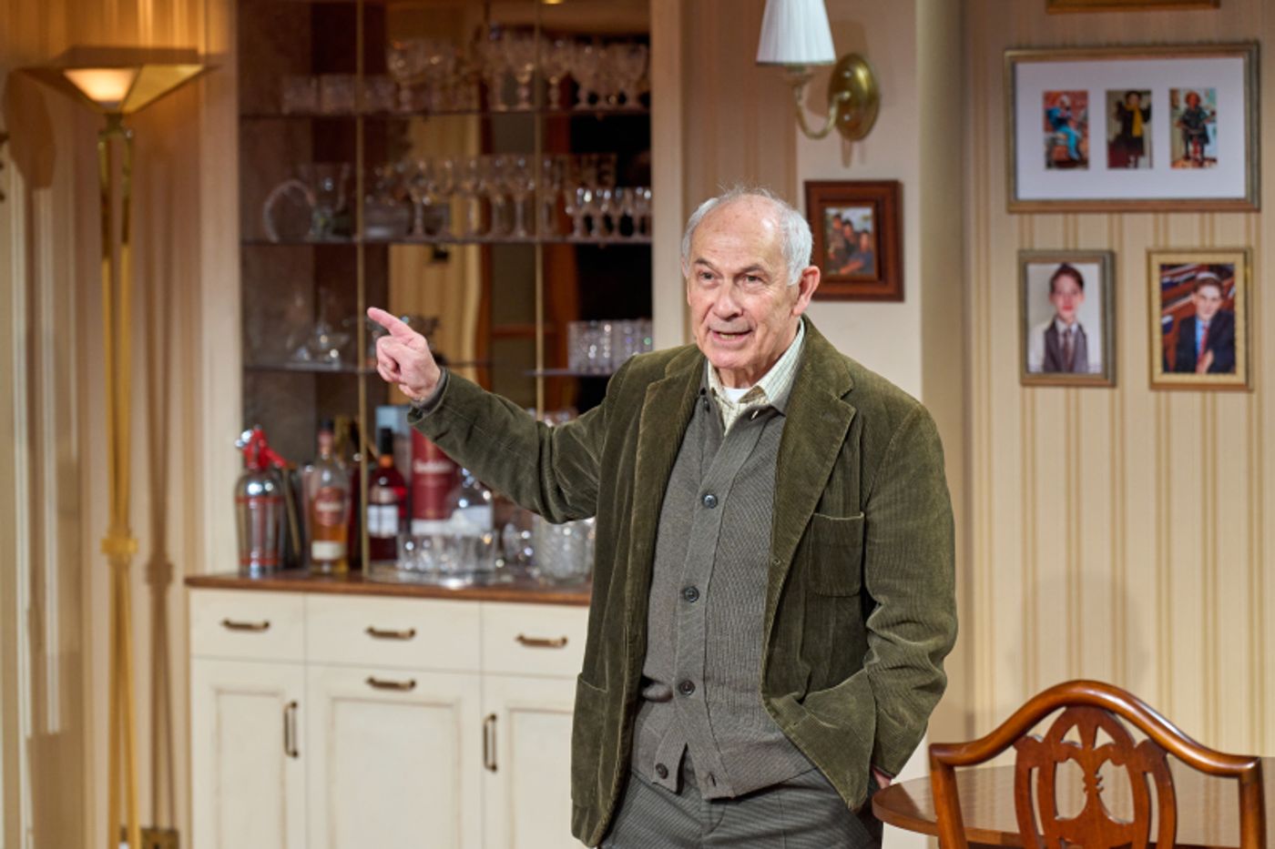 Review: THE HOLY ROSENBERGS, Menier Chocolate Factory  Image