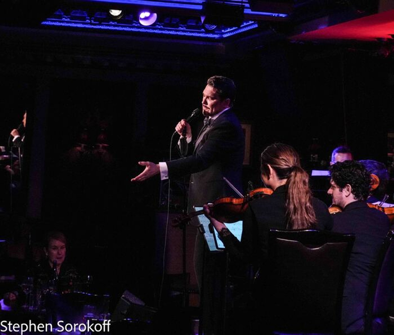 PHOTOS: Opera and Broadway Star Paulo Szot's Voice Soars AT 54 Below — photo 10 of 21