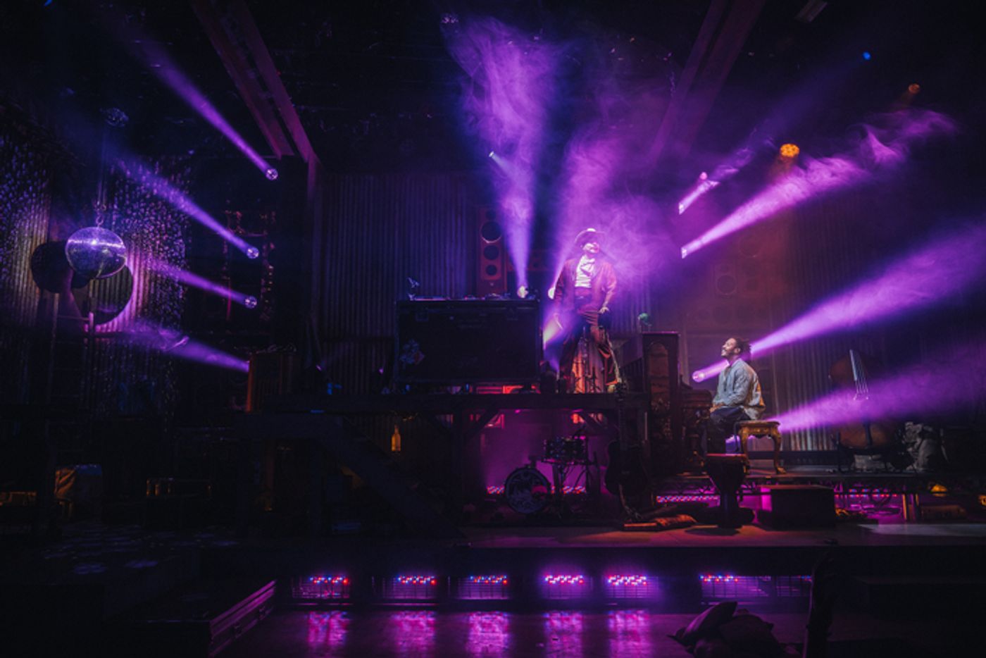 Photos: New Look At MEXODUS At The Daryl Roth Theatre  Image