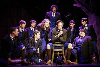 Moritz (Zym Edson), Ernst (Ellian Kelly), Ensemble (Phoenix Fassio), Hanschen (Fisher Photo