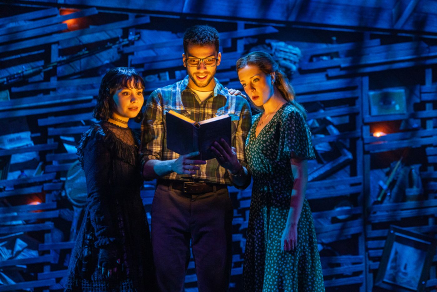 Photos: First Look at the North American Tour of BEETLEJUICE  Image