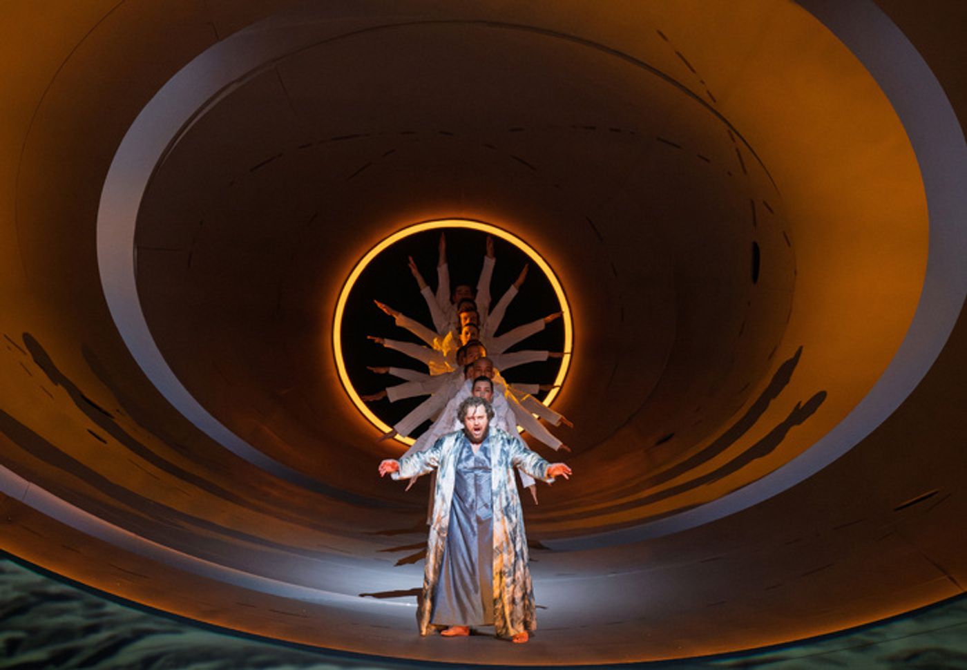 Reviews/Photos: First Look at Wagner's TRISTAN UND ISOLDE at the Metropolitan Opera  Image