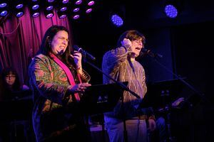 Julie Feltman & Matt Giroveanu -    Tia Byington Photography Photo