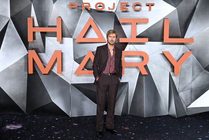 Photos: Ryan Gosling, James Ortiz, & More at PROJECT HAIL MARY London Premiere — photo 3 of 17