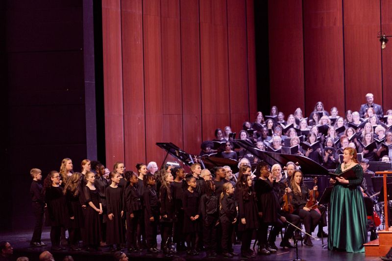 Review: CARL ORFF: CARMINA BURANA at Robinson Center in Little Rock Image