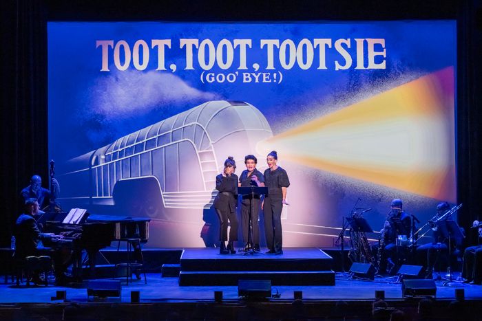 Review: Lyrics & Lyricist's STARDUST: FROM TIN PAN ALLEY TO BROADWAY at 92NY Image