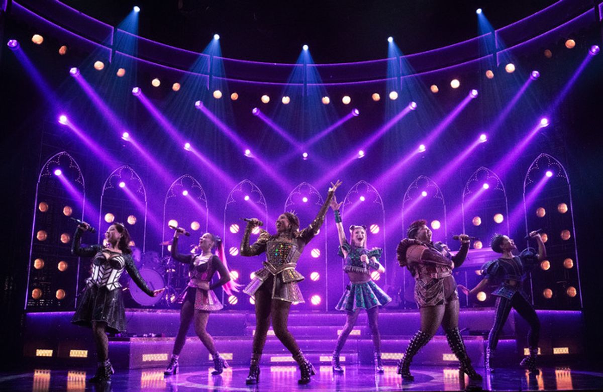 Jasmine Forsberg, Abigail Barlow, Adrianna Hicks, Dylan Mulvaney, Olivia Donalson & Anna Uzele at 