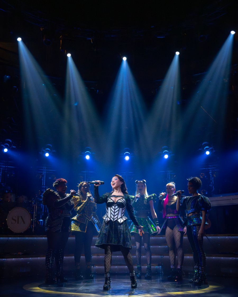 Photos: Dylan Mulvaney, Abigail Barlow and More in SIX on Broadway Image