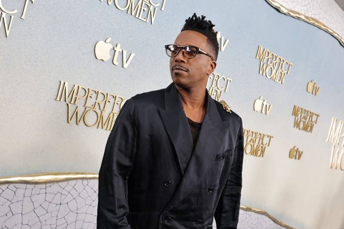 Photos: Leslie Odom Jr, Kerry Washington, & More at IMPERFECT WOMEN Premiere — photo 3 of 18