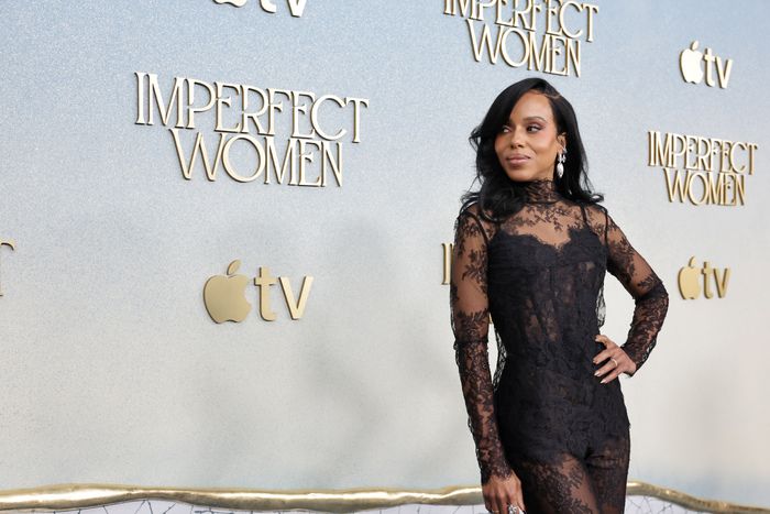 Photos: Leslie Odom Jr, Kerry Washington, & More at IMPERFECT WOMEN Premiere — photo 11 of 18