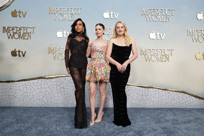 Photos: Leslie Odom Jr, Kerry Washington, & More at IMPERFECT WOMEN Premiere — photo 17 of 18