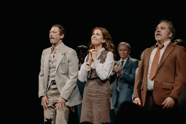 Ebon Moss Bachrach, Jessica Hecht, John Ortiz Photo