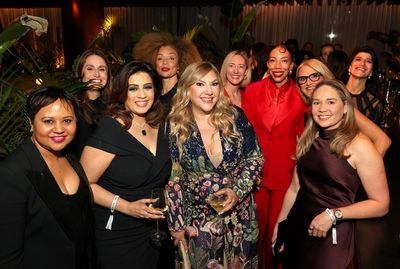 Sherina Smith, Christine Harwig, guest, Calida Rawles, Viktoria Degtar, Stef Strack,  Photo