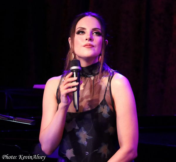 Photos: Elizabeth Gillies Makes Solo Concert Debut at Birdland NYC — photo 8 of 11