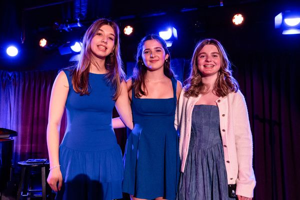 Photos: CURTAINS FOR A CURE Benefit At The Green Room 42 — photo 16 of 16