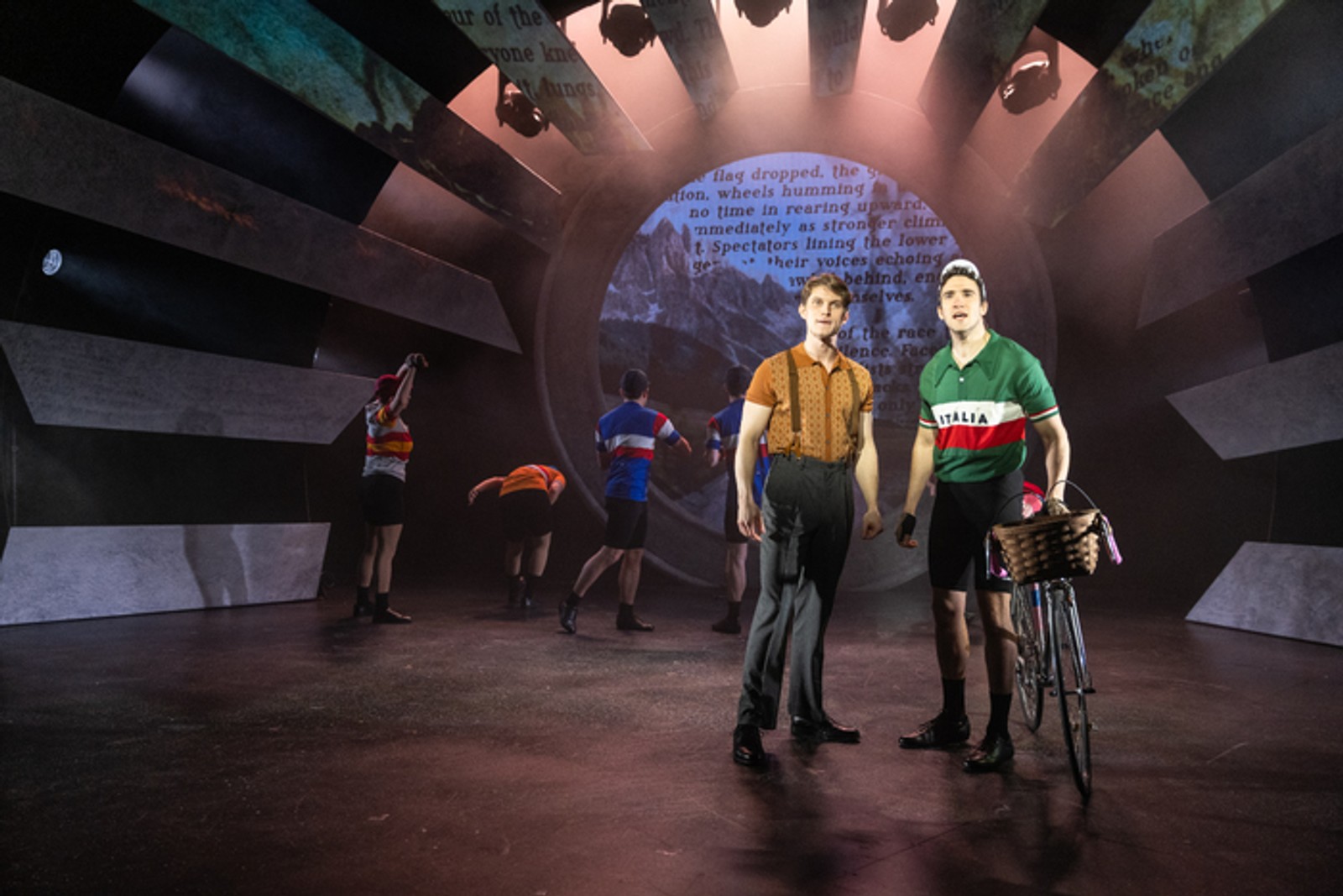 Photos: First Look at GLORY RIDE at Delaware Theatre Company — photo 1 of 16