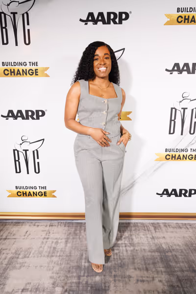 Kristolyn Lloyd  Photo