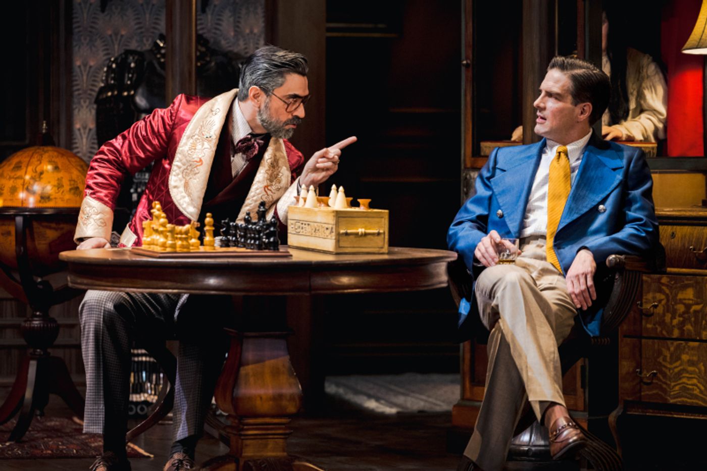 Review: SLEUTH at Guthrie Theater  Image