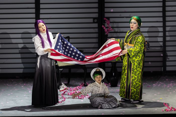 Photos: First Look at MADAMA BUTTERFLY at Lyric Opera of Chicago — photo 6 of 25