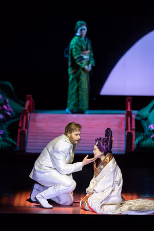 Evan LeRoy Johnson, Karah Son,  Photo