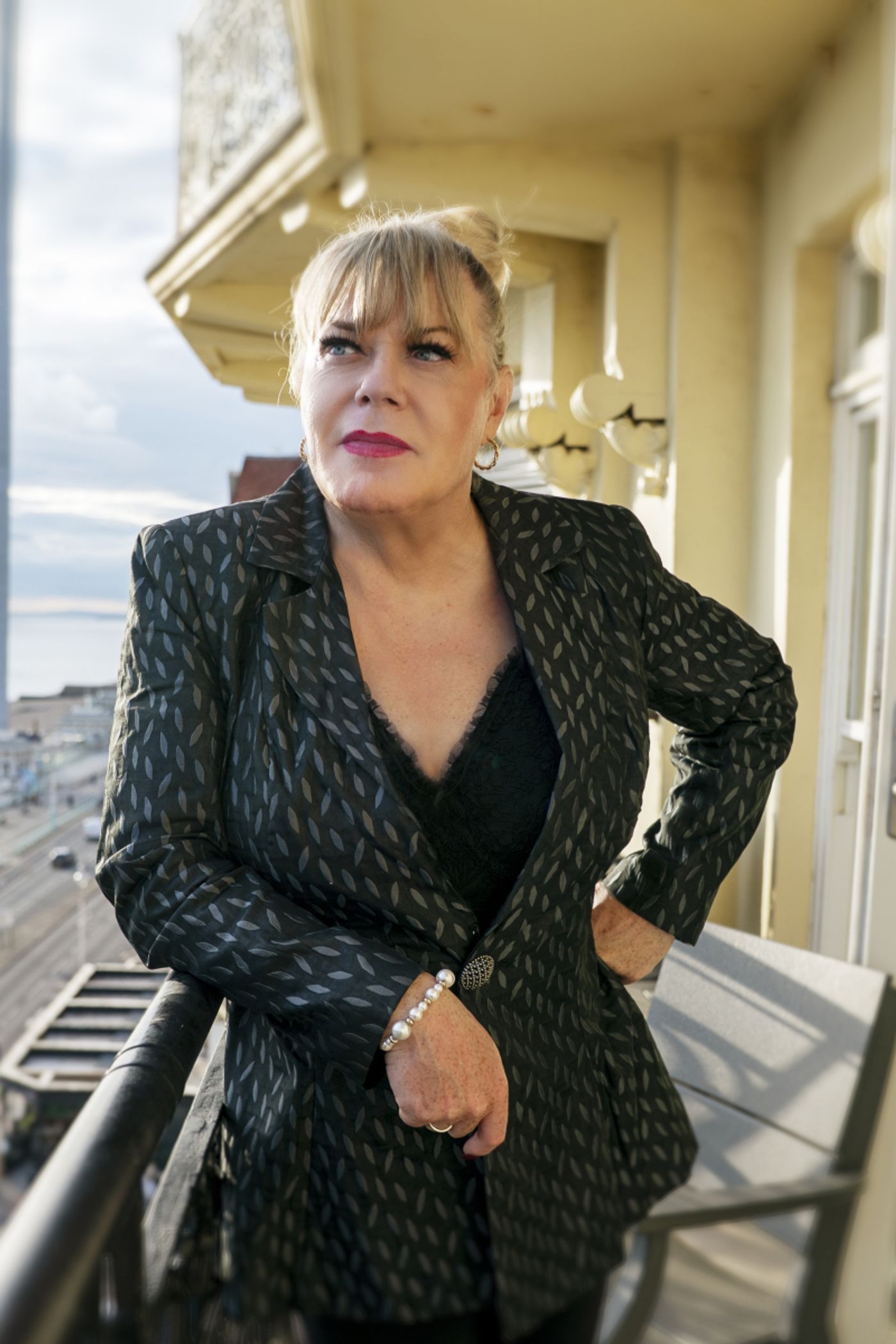 Interview: Theatre Life with Suzy Eddie Izzard  Image