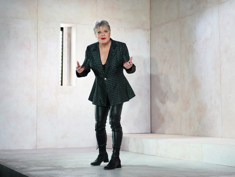 Interview: Theatre Life with Suzy Eddie Izzard Image