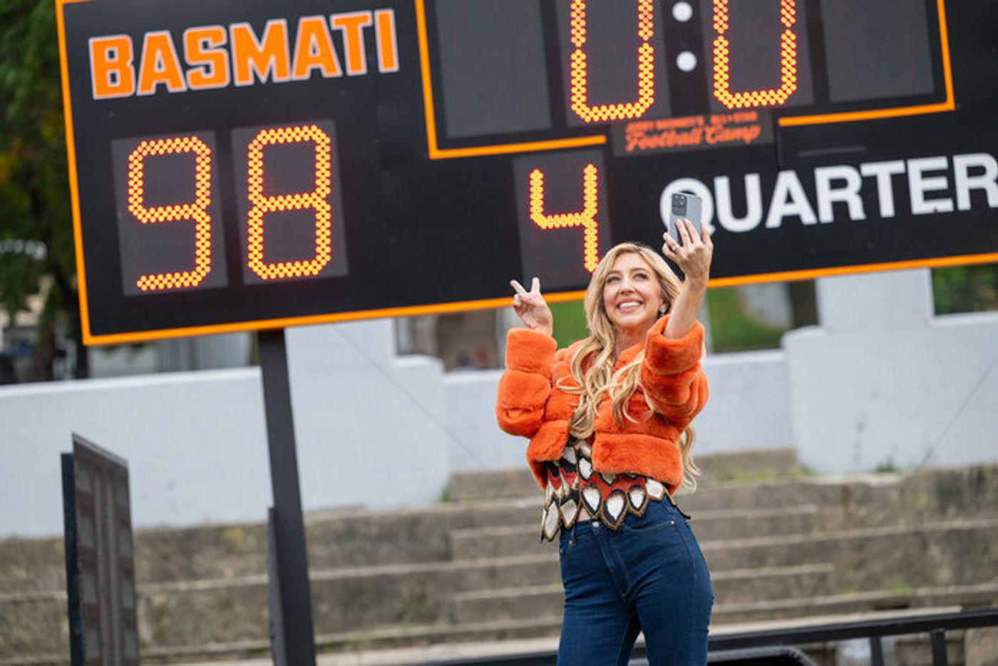 Photos: Megan Thee Stallion, Craig Robinson, & Heidi Gardner Guest Star in THE FALL AND RISE OF REGGIE DINKINS  Image