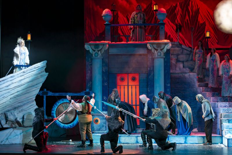 Interview: POP's TURANDOT stars husband and wife Clay Hilley and Sara Duchovnay Image