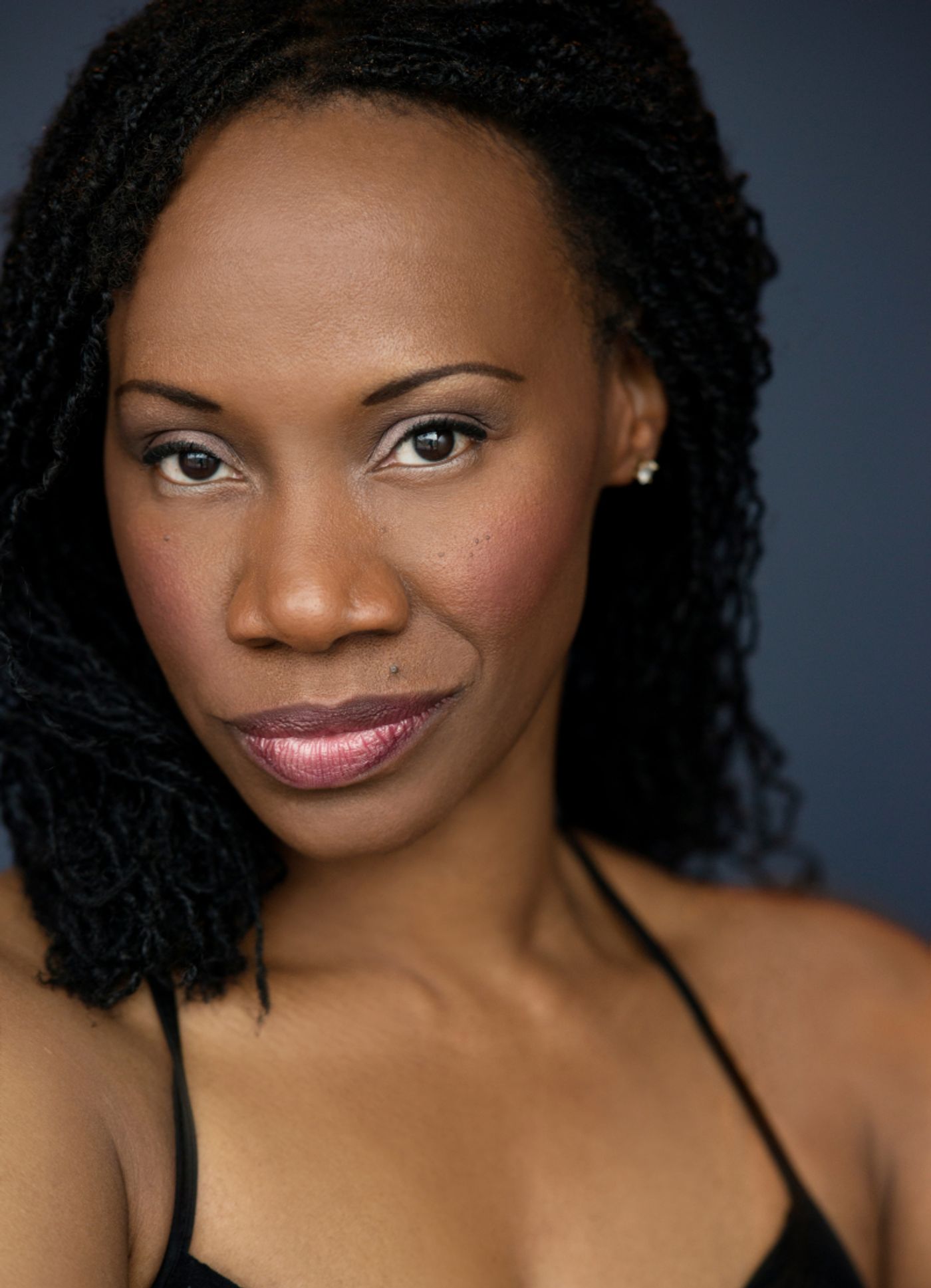 Interview: Shá Cage of ABUELITA at The Capri Theater  Image