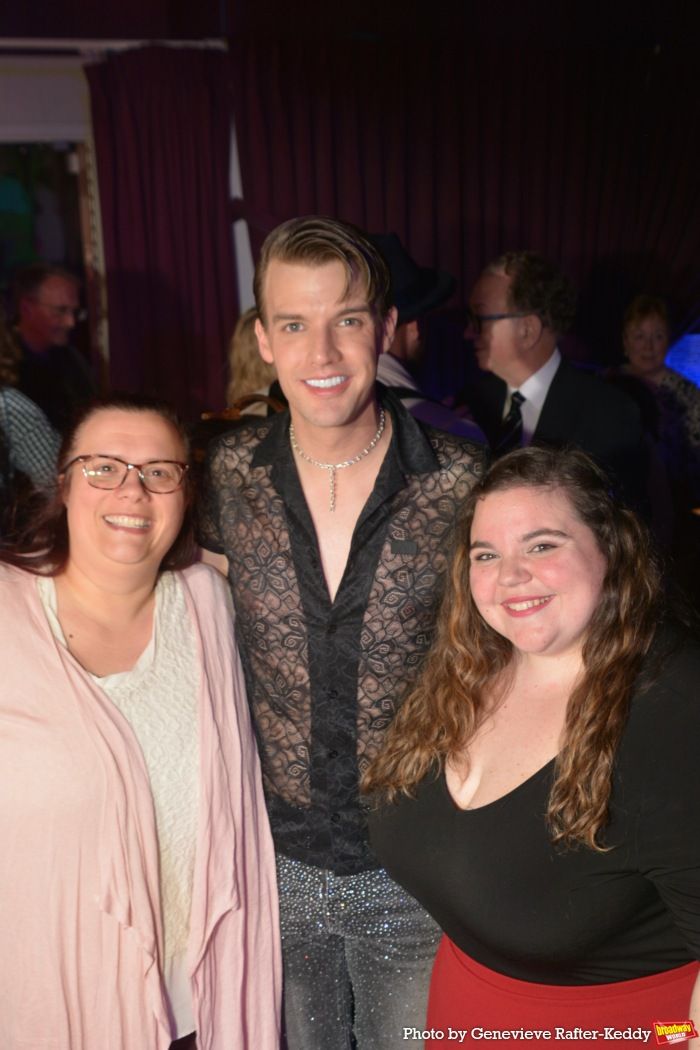 Photos: Mark William Performs 'If I Can Dream' Album Celebration Show  Image