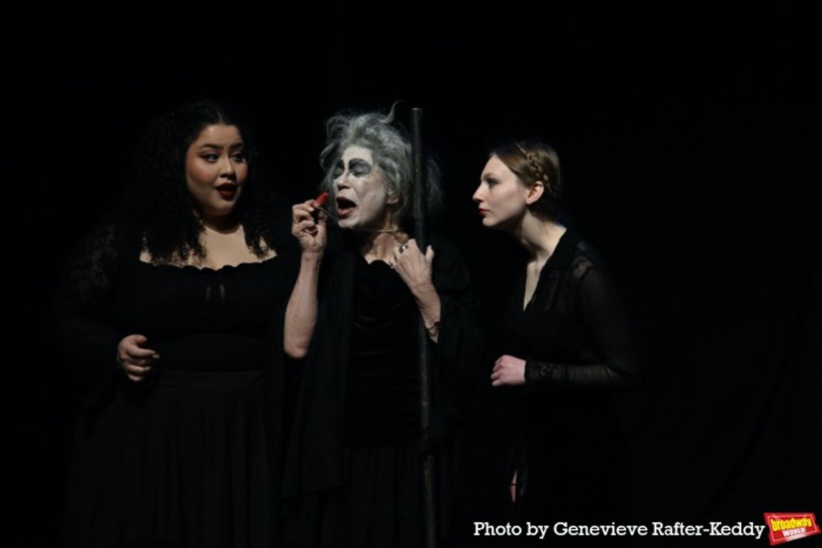 Jaixa Irizarry, Vivien Landau and Erica Cafarelli at 