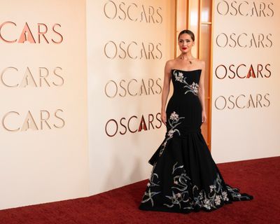 ROSE BYRNE Photo