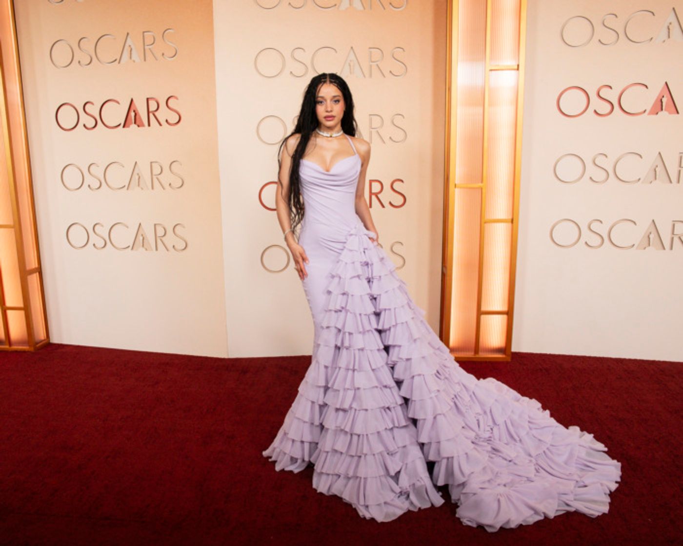 Photos: Josh Groban, Rose Byrne, & More on the 2026 Oscars Red Carpet Photos: Josh Groban, Rose Byrne, & More on the 2026 Oscars Red Carpet Image