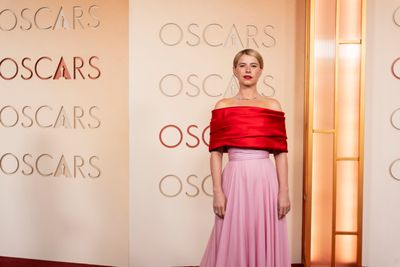 JESSIE BUCKLEY Photo