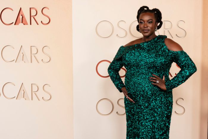 Photos: Josh Groban, Rose Byrne, & More on the 2026 Oscars Red Carpet — photo 22 of 54