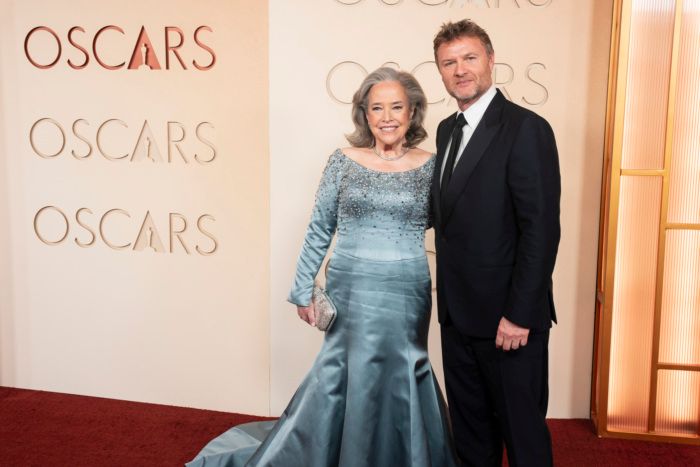 Photos: Josh Groban, Rose Byrne, & More on the 2026 Oscars Red Carpet — photo 27 of 54
