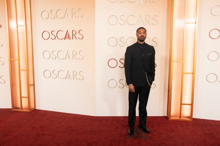 Photos: Josh Groban, Rose Byrne, & More on the 2026 Oscars Red Carpet — photo 40 of 54