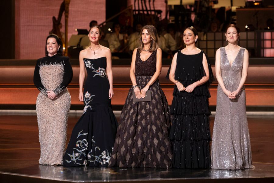 Photos: Barbra Streisand, Moulin Rouge! Reunion & More at the 98th Oscars  Image