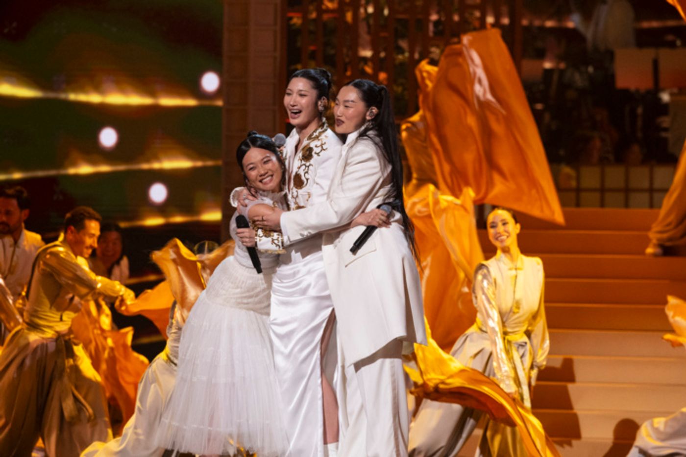 Photos: Highlights From the 98th Oscars: Barbra Streisand, MOULIN ROUGE! Reunion & More  Image