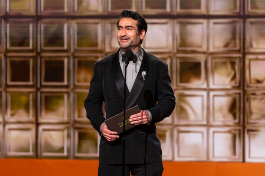 Photos: Barbra Streisand, Moulin Rouge! Reunion & More at the 98th Oscars  Image