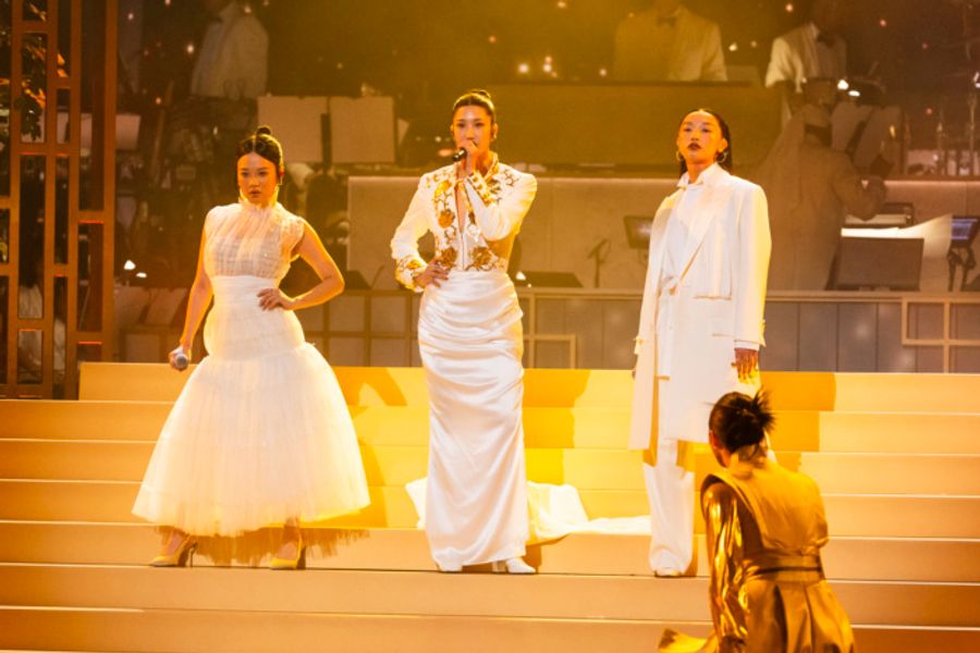 Photos: Barbra Streisand, Moulin Rouge! Reunion & More at the 98th Oscars  Image