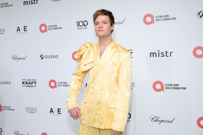Photos: Elton John's 2026 Academy Awards Viewing Party Raises Over .6 Million — photo 7 of 32