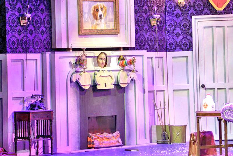 Review: THE PLAY THAT WENT WRONG at The White Theatre Image