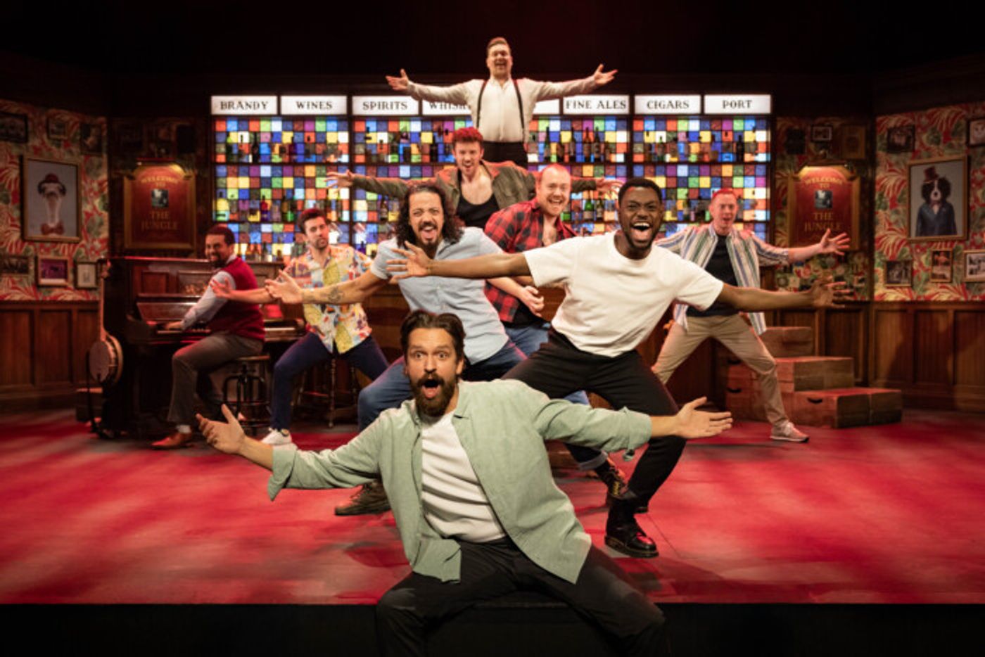 Photos: Meet the Cast of the UK & Ireland Tour of THE CHOIR OF MAN  Image