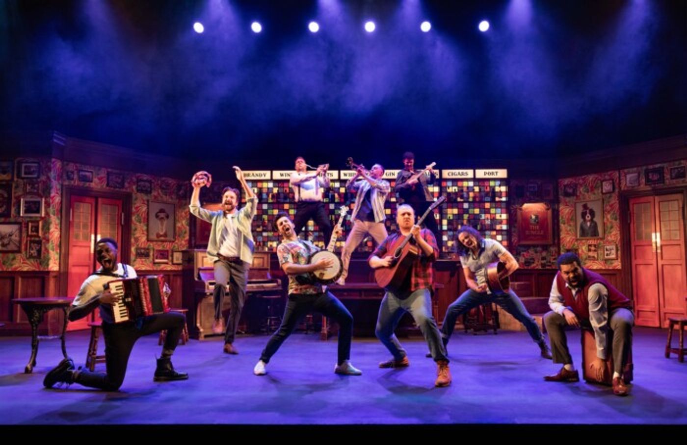 Photos: Meet the Cast of the UK & Ireland Tour of THE CHOIR OF MAN  Image