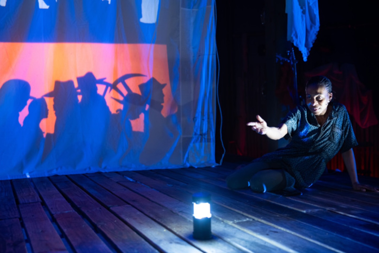 Photos & Video: First Look at WHITE ROOSTER at Lookingglass Theatre — photo 2 of 10