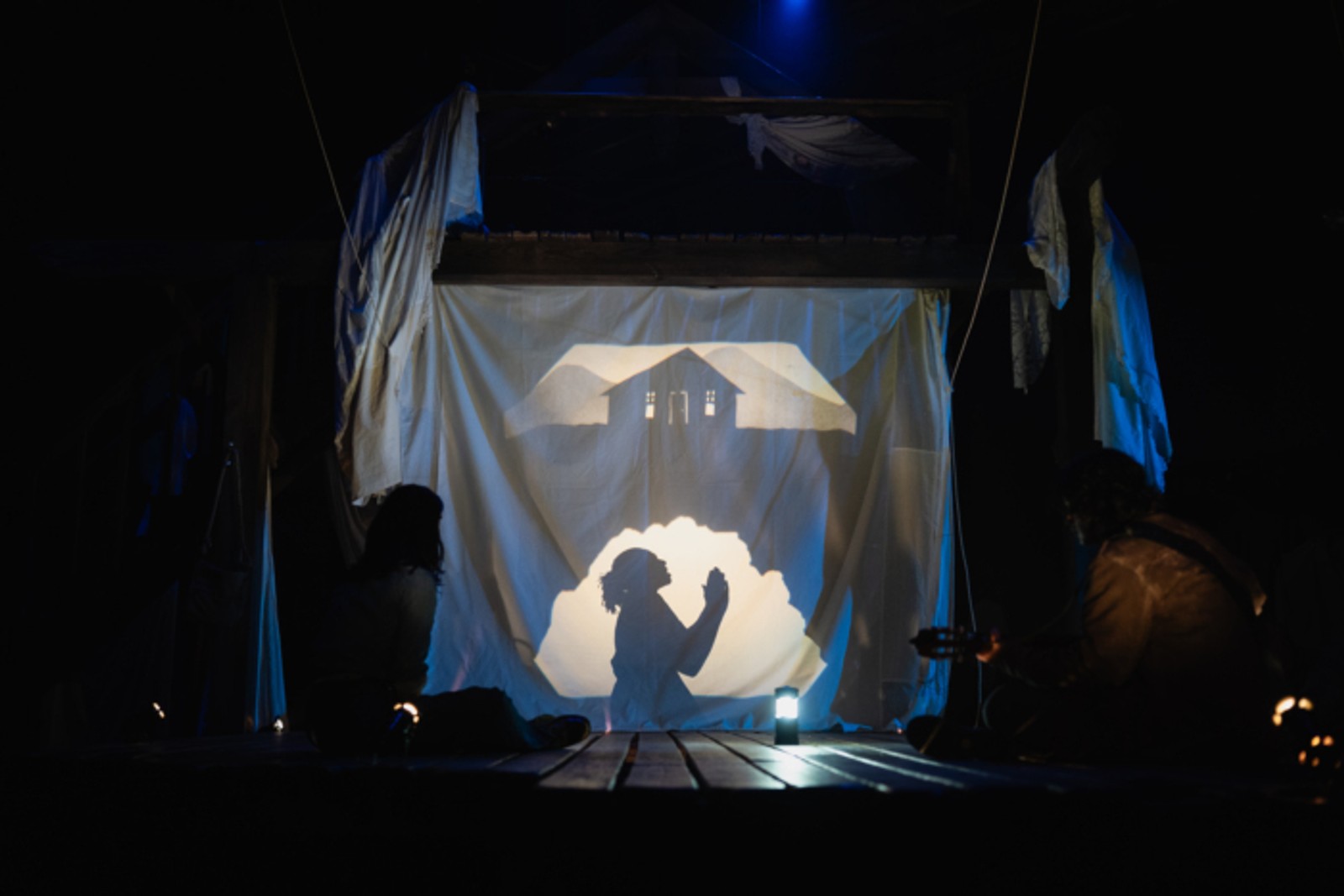 Photos & Video: First Look at WHITE ROOSTER at Lookingglass Theatre — photo 7 of 10