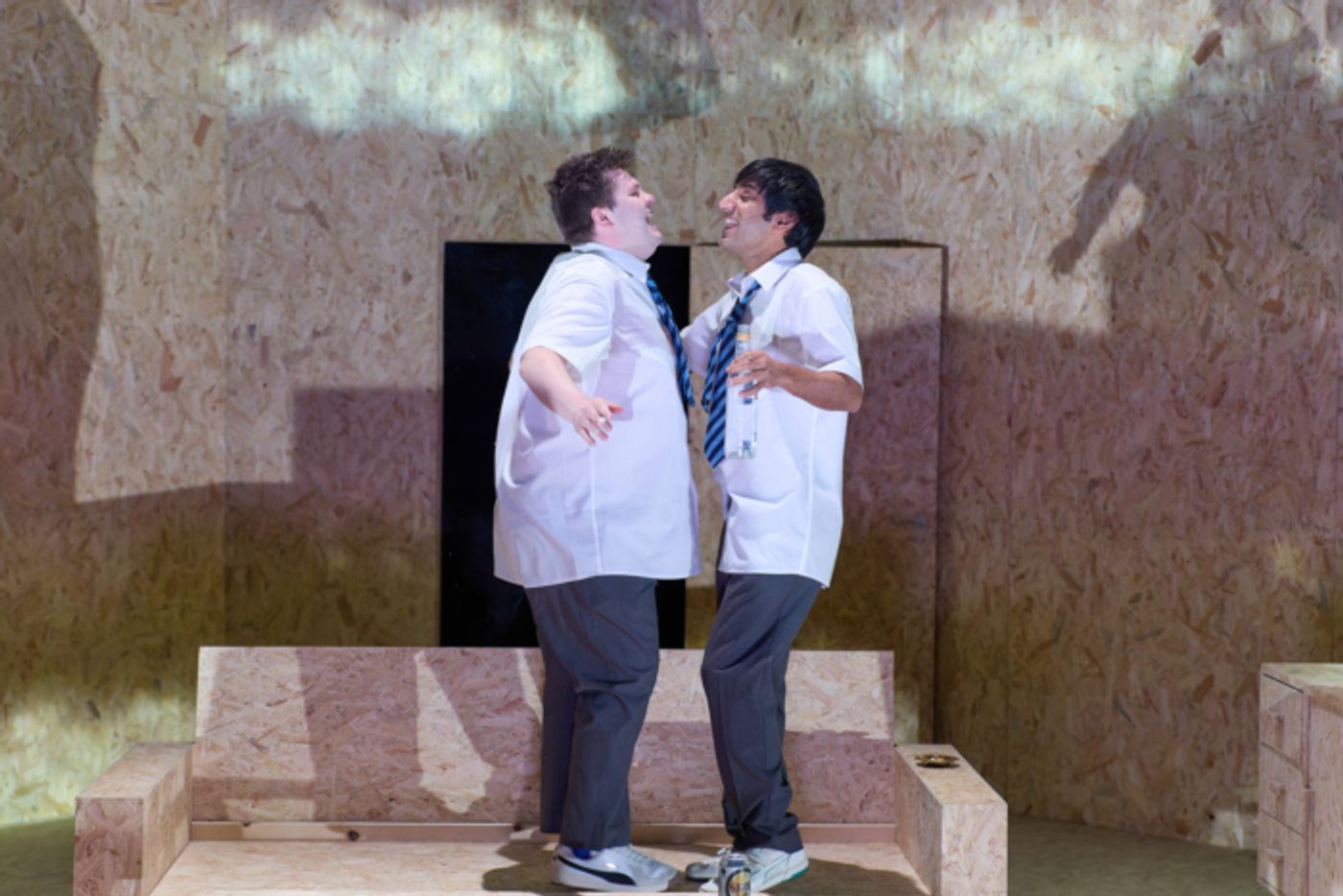 Photos: Harki Bhambra, Michelle Bonnard, and More in LIVING at Sheffield Theatres  Image