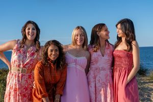 D’Arcy Carden, Regina Hall, Chloë Sevigny, Jennifer Garner, and Gemma Chan Photo