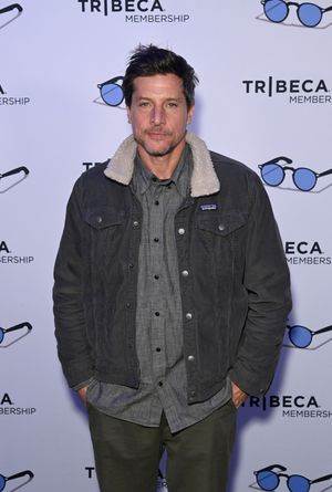 Simon Rex Photo